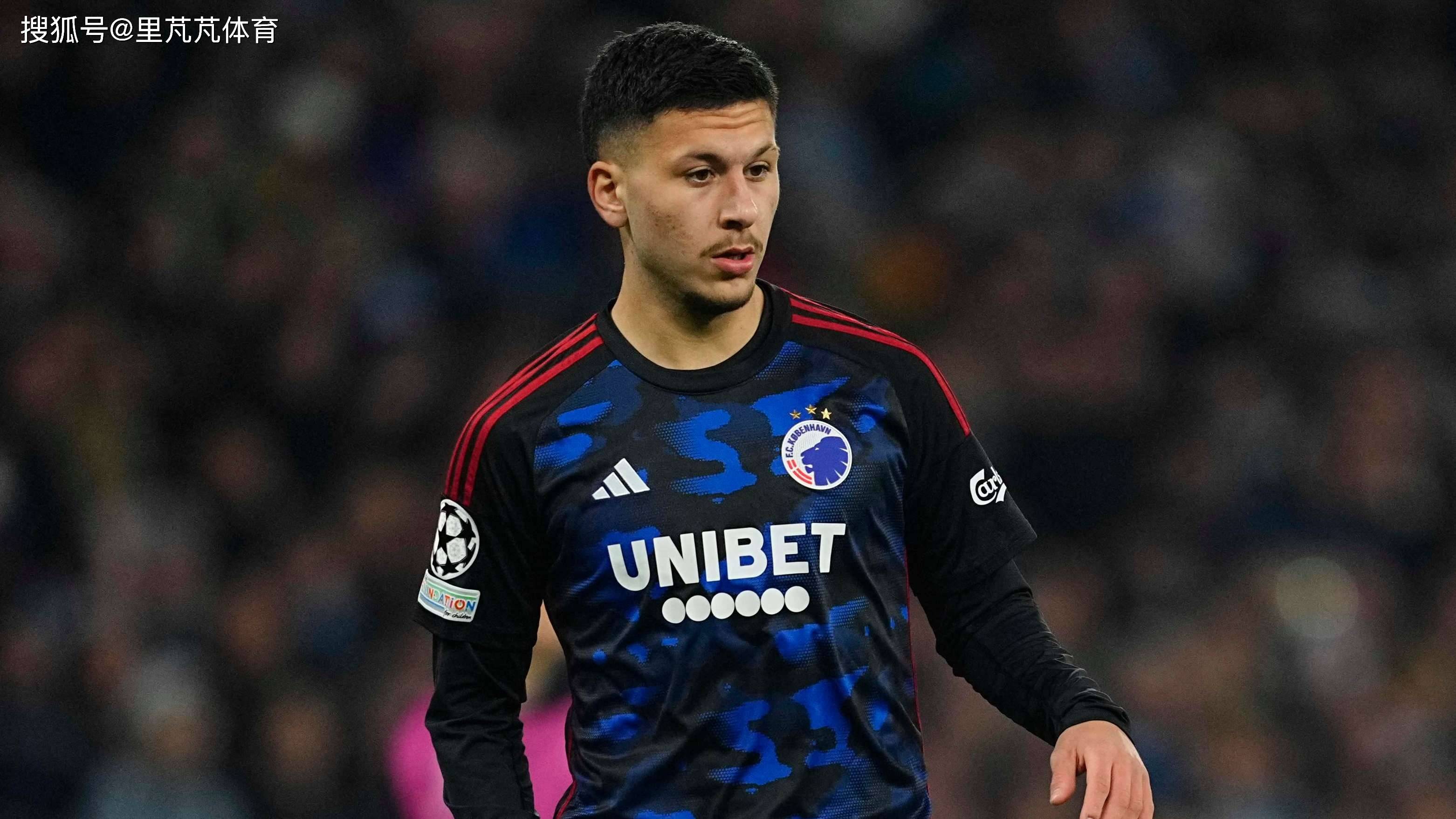 赛前欧冠传出新动向，纽卡斯尔扳平良机，管理层表态：更衣室稳定，球探报告显示潜力的简单介绍